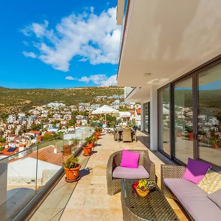 Willa Sleeps 10 With Pool Air Con And Wifi Kalkan