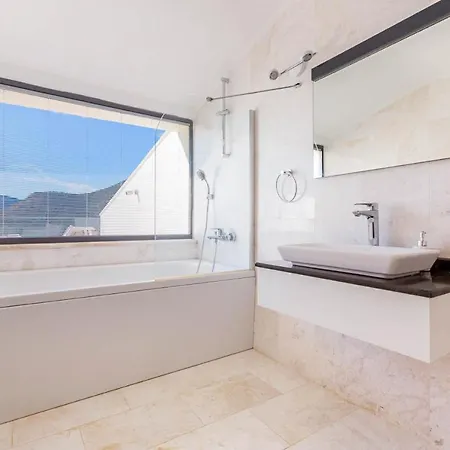 Sleeps 10 With Pool Air Con And Wifi Kalkan